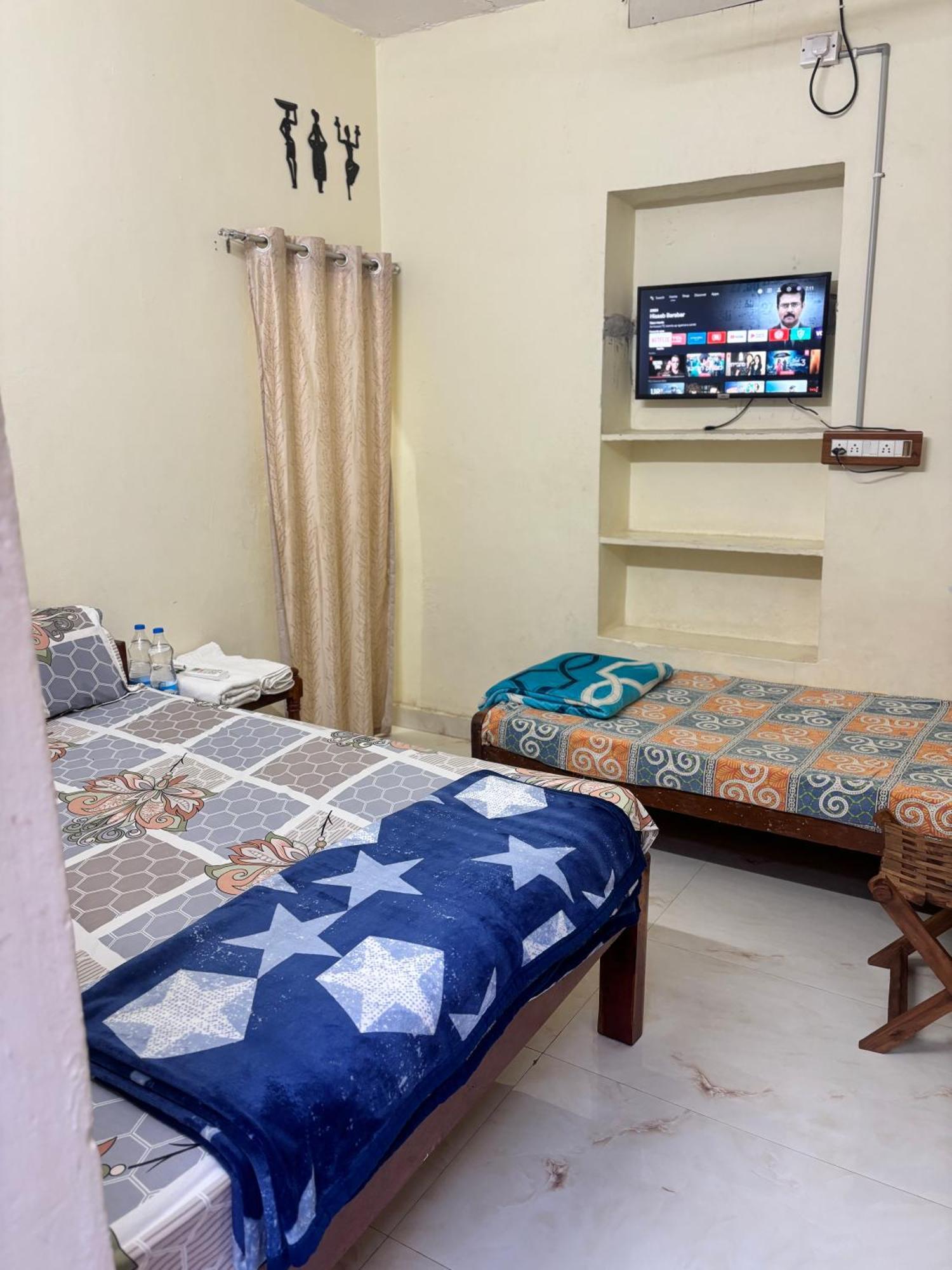 Mahesh Guest House Хампі Екстер'єр фото